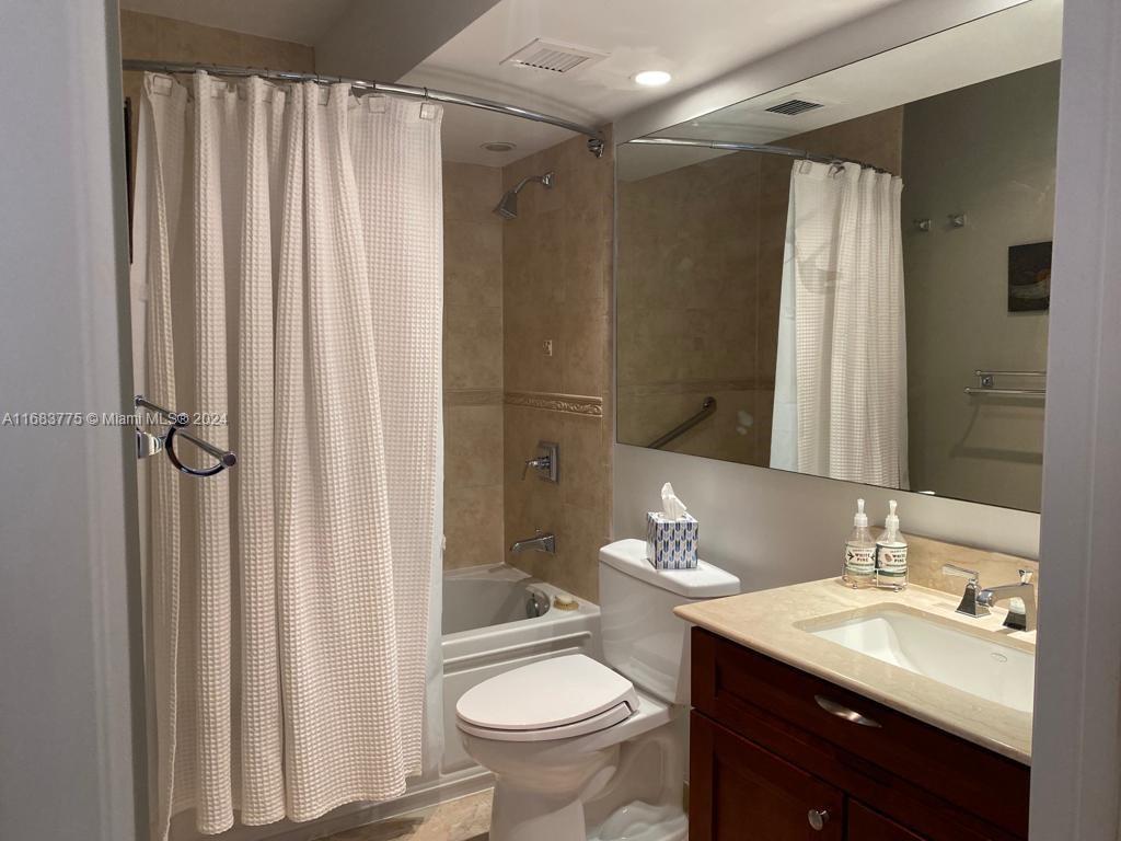 77 Crandon Blvd # 9E