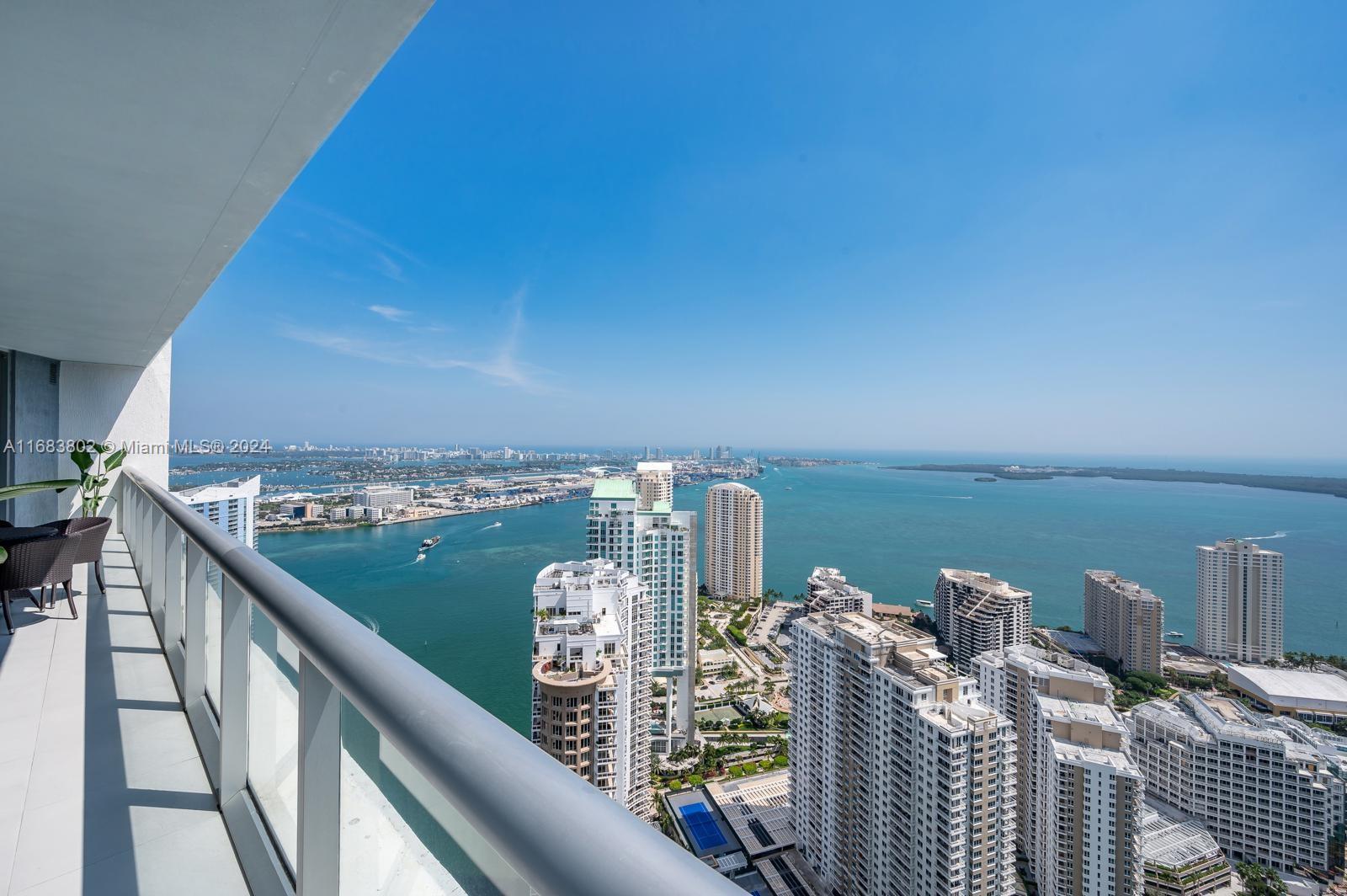 465 Brickell Ave # 5305