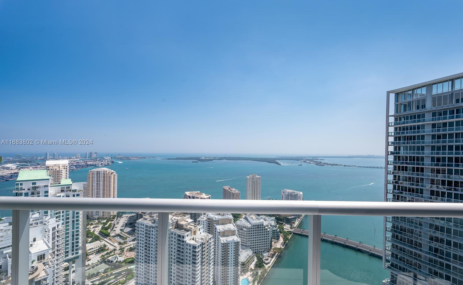 465 Brickell Ave # 5305