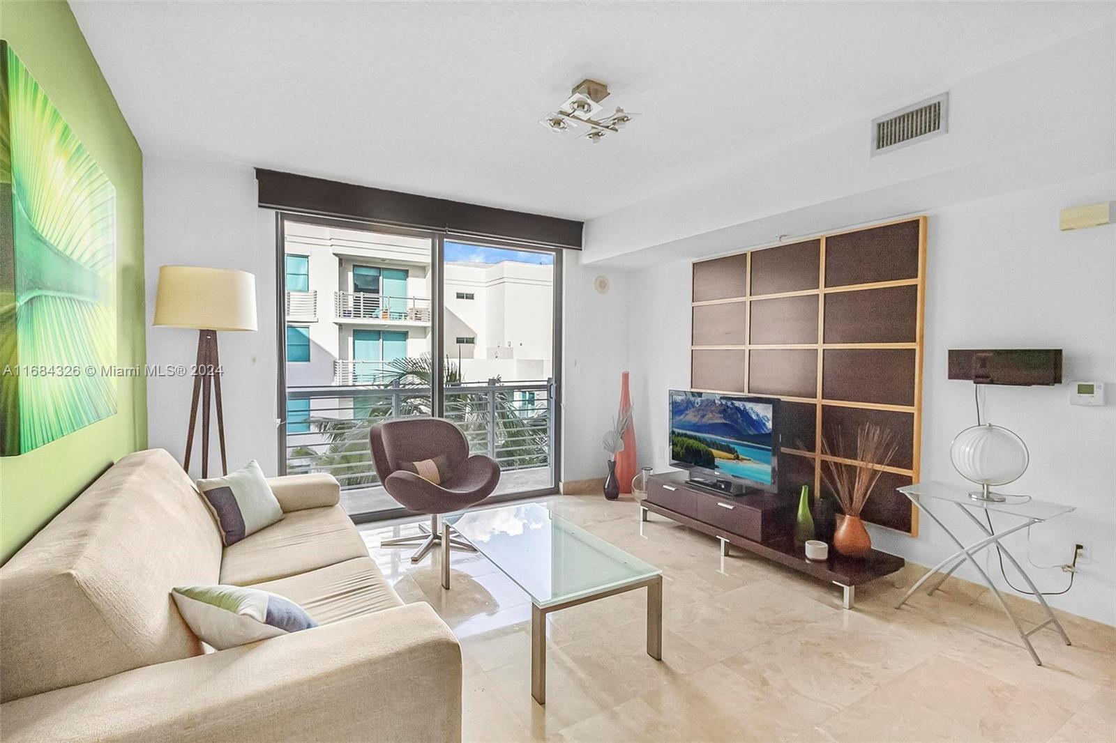 110 Washington Ave # 1706