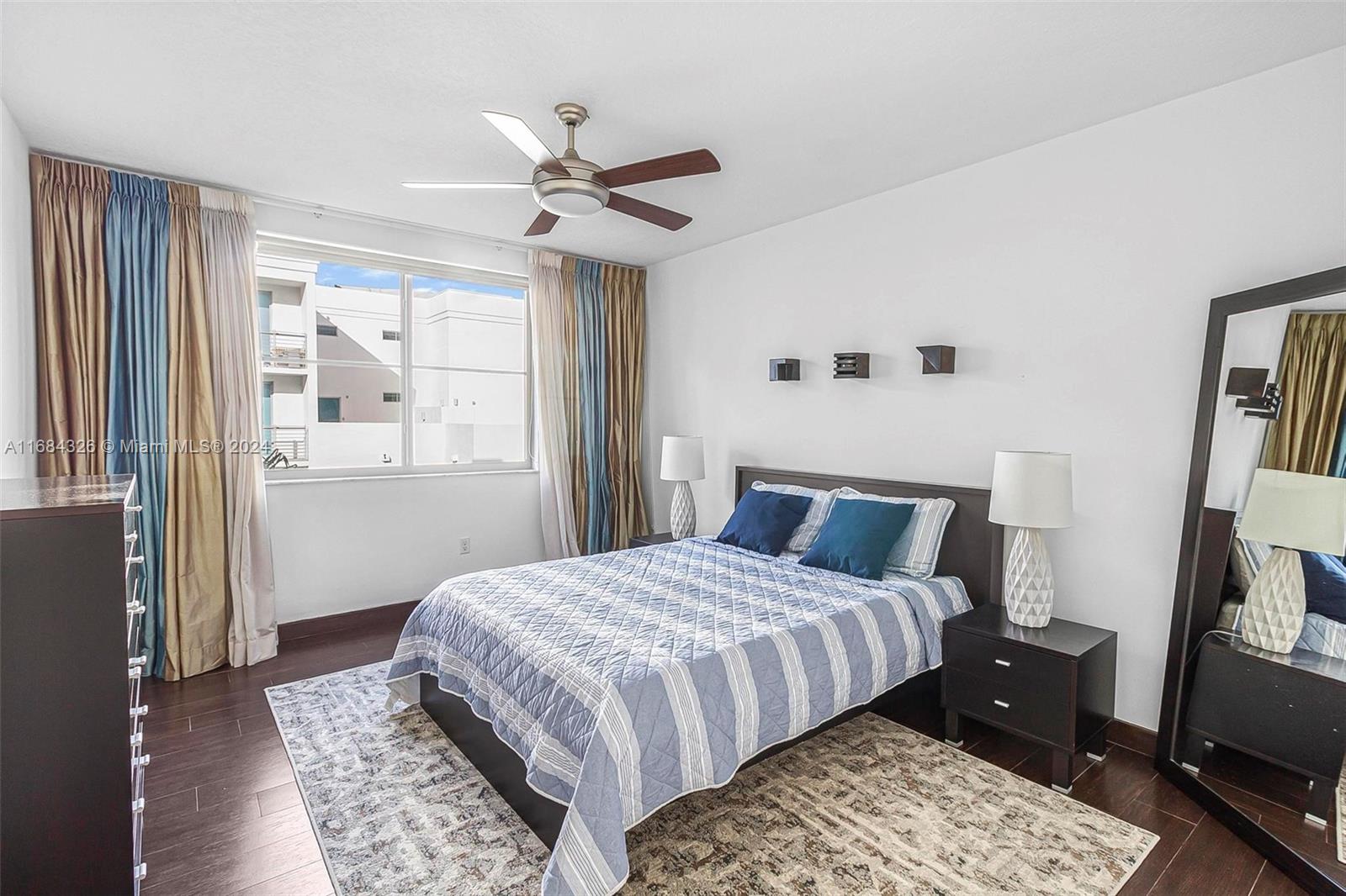 110 Washington Ave # 1706