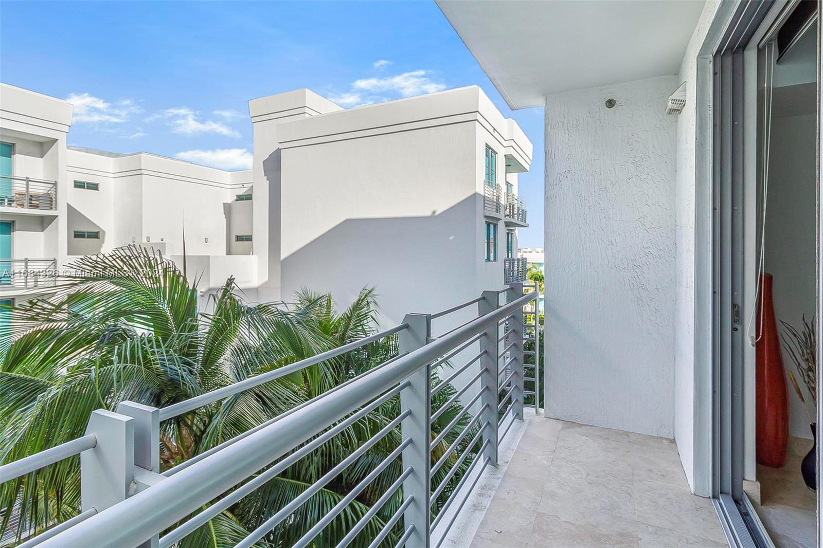 110 Washington Ave # 1706