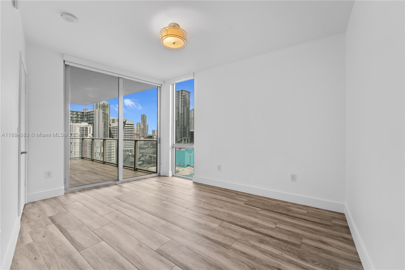 1010 SW 2nd Ave # 1704