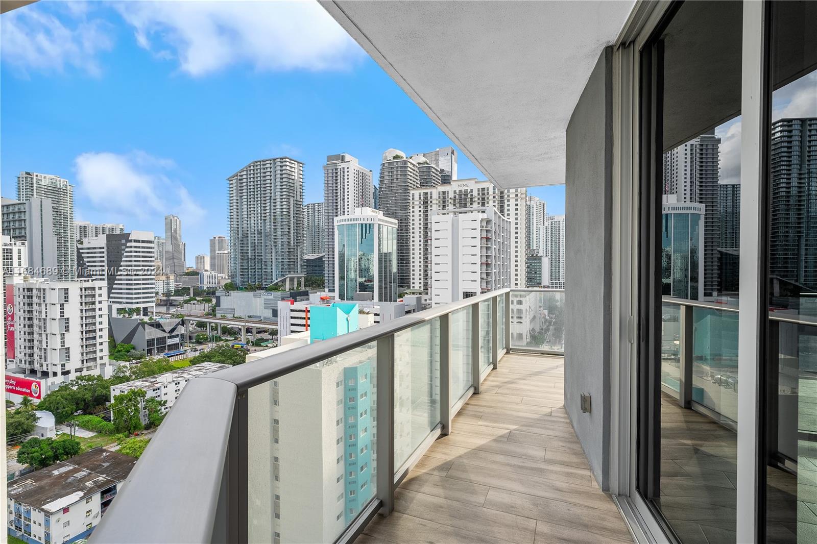 1010 SW 2nd Ave # 1704