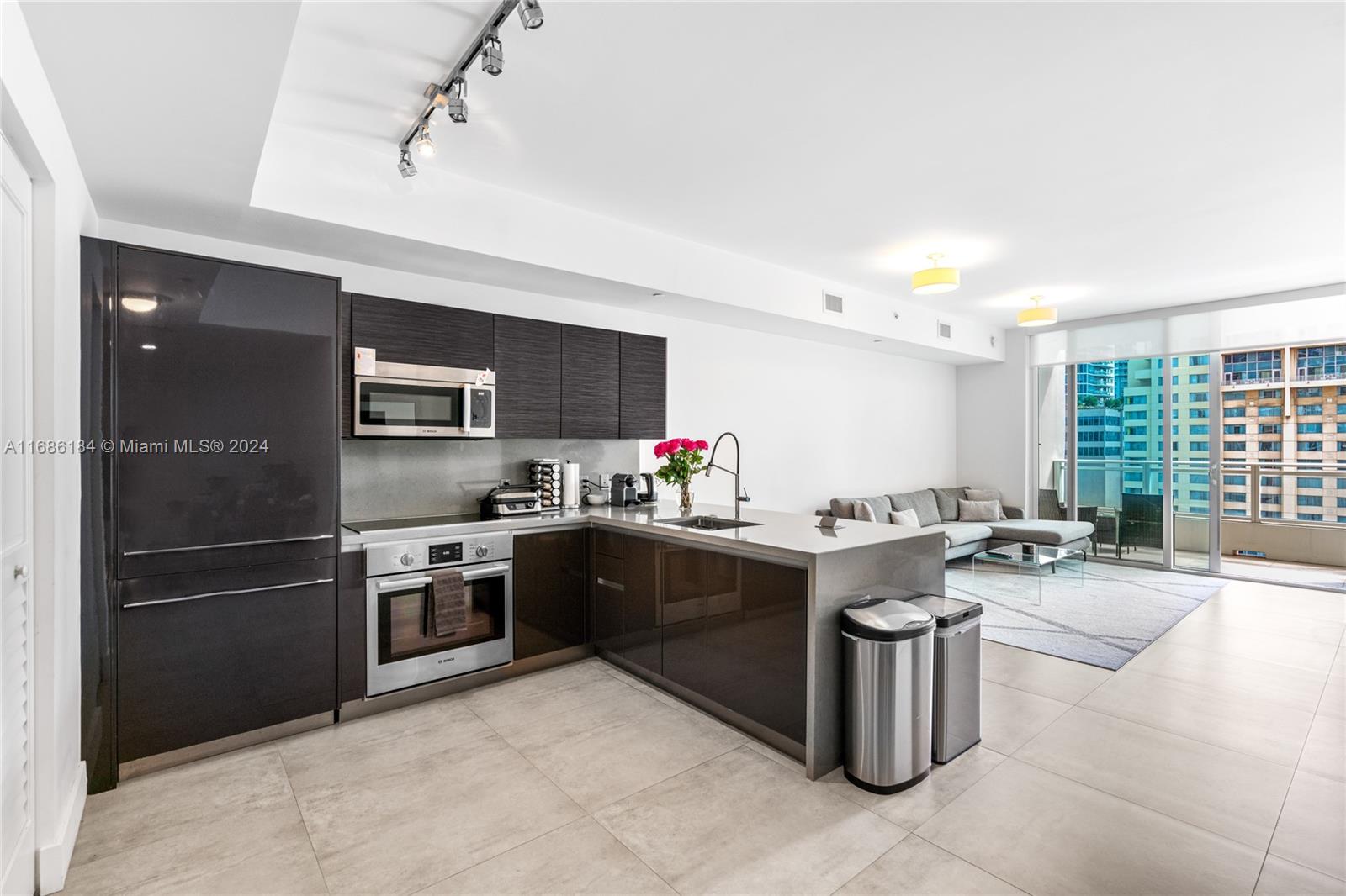 1080 BRICKELL AV # 1502