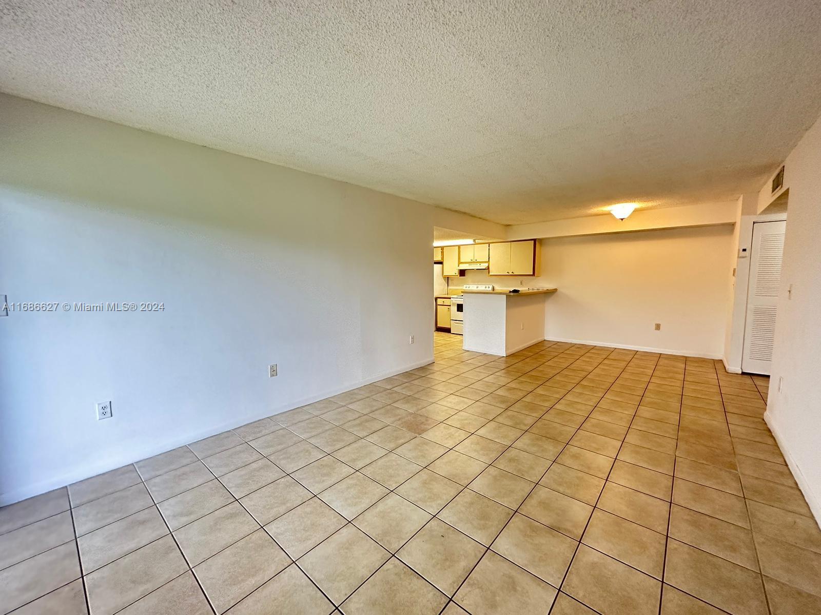 7195 NW 179th St # 209