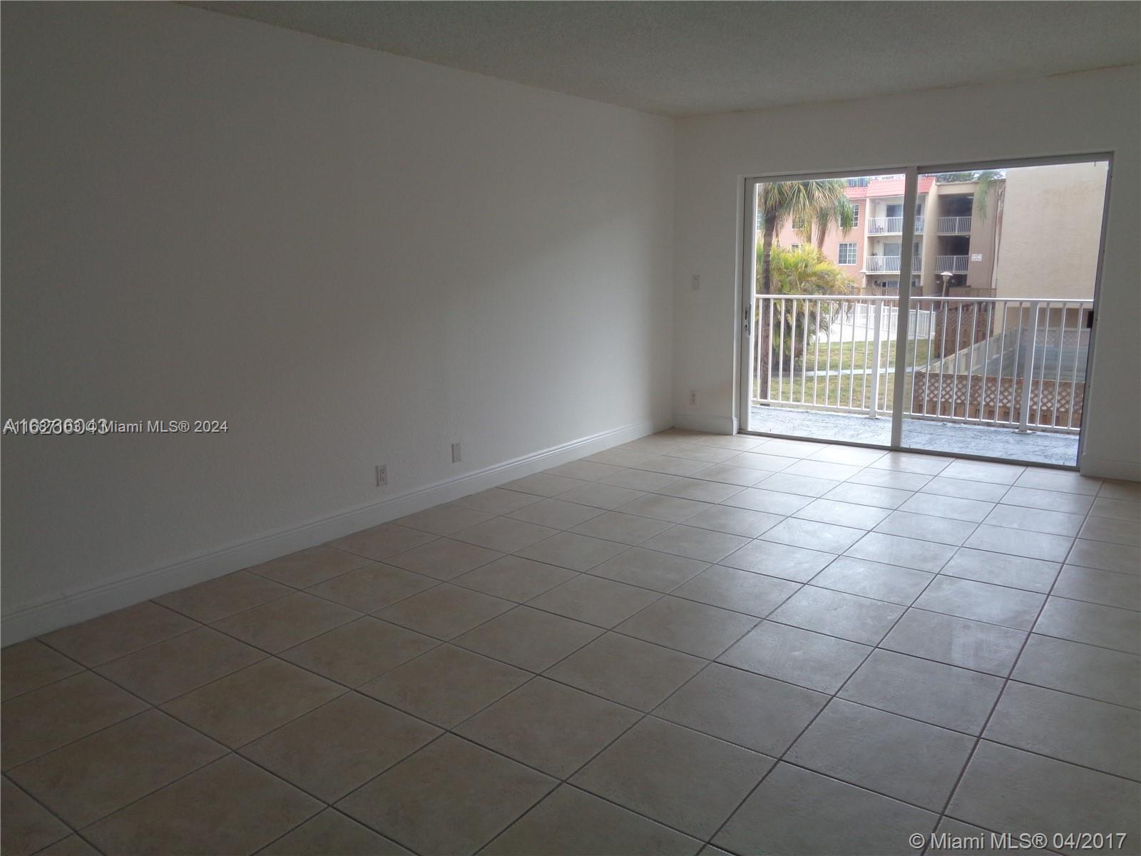5201 Geneva Way # 202