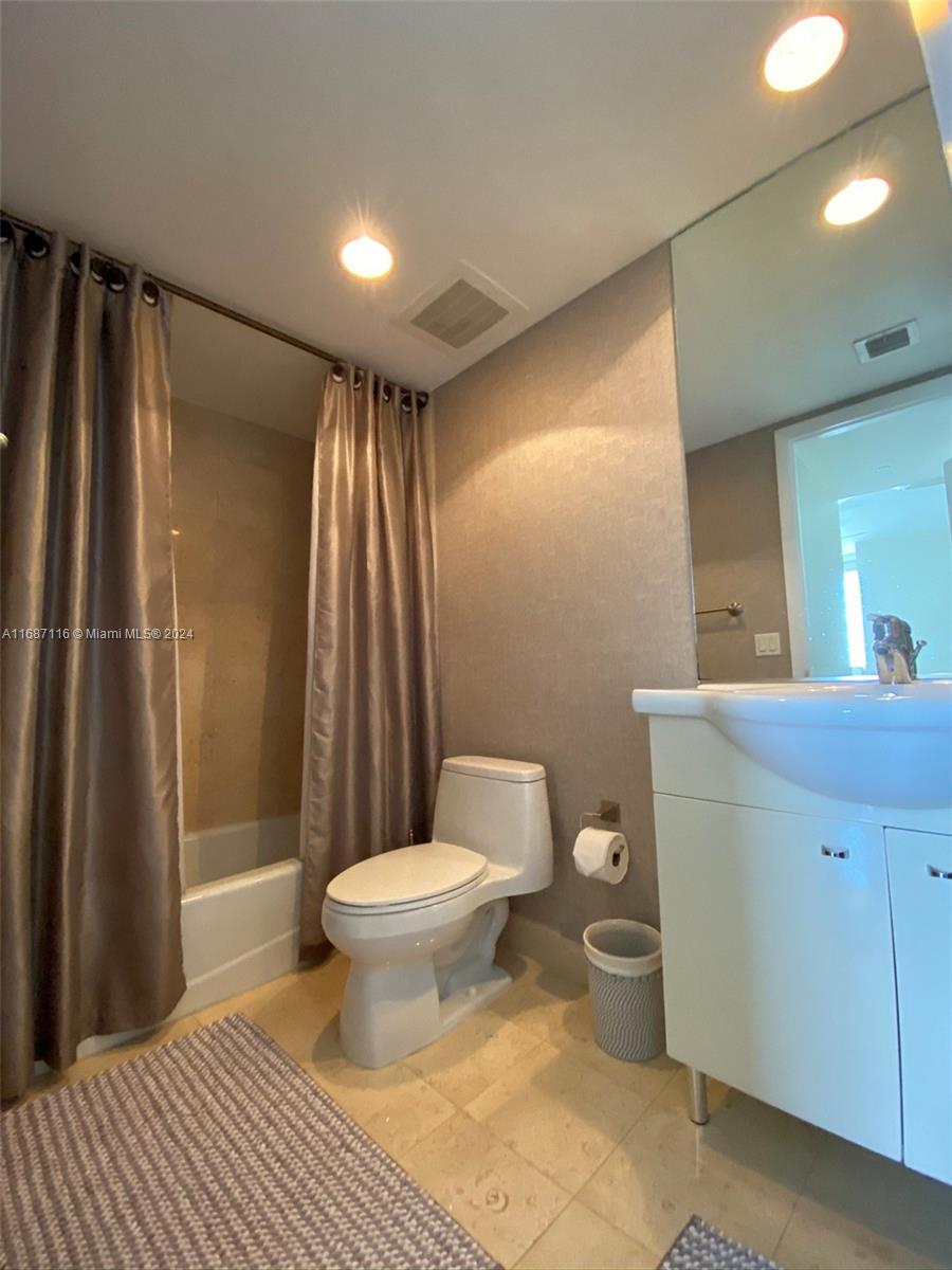 1830 S Ocean Dr # 3003