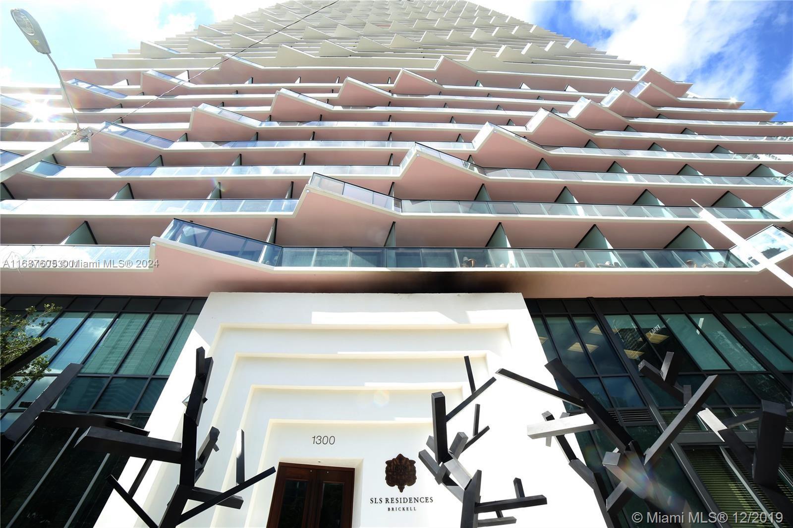 1300 S MIAMI AVE Unit: 3802