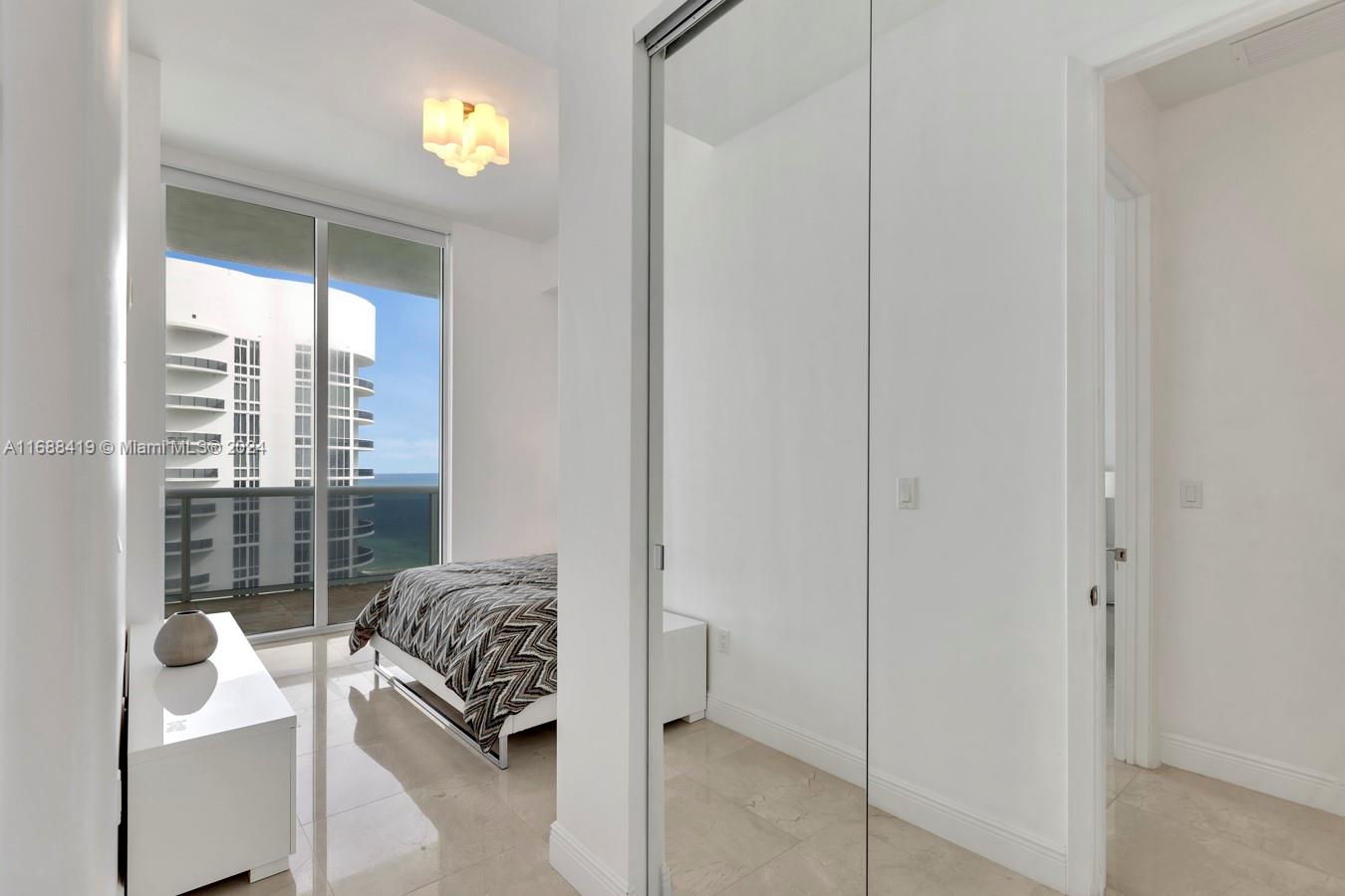 15811 Collins Ave # 4002