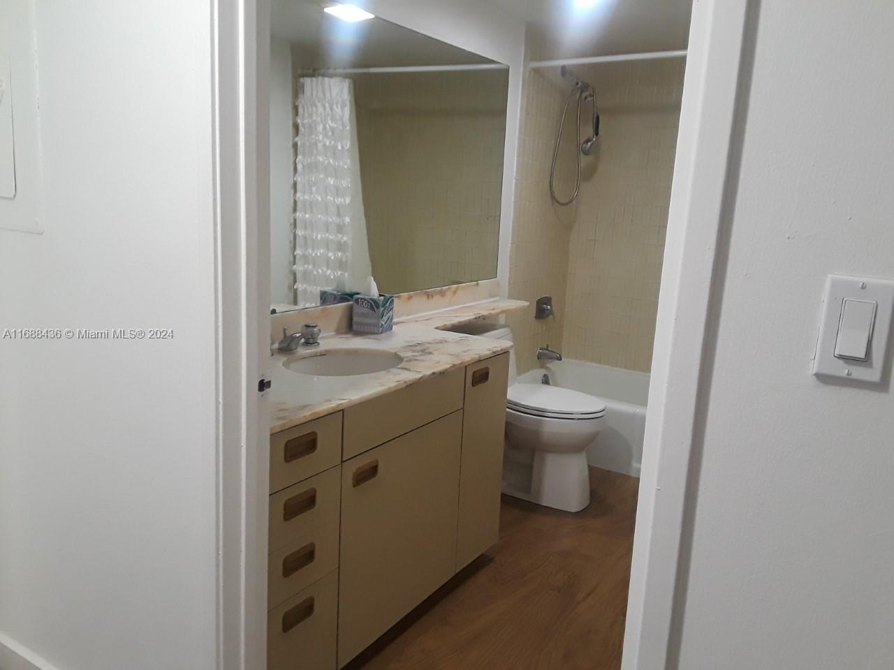 141 CRANDON BL # 339