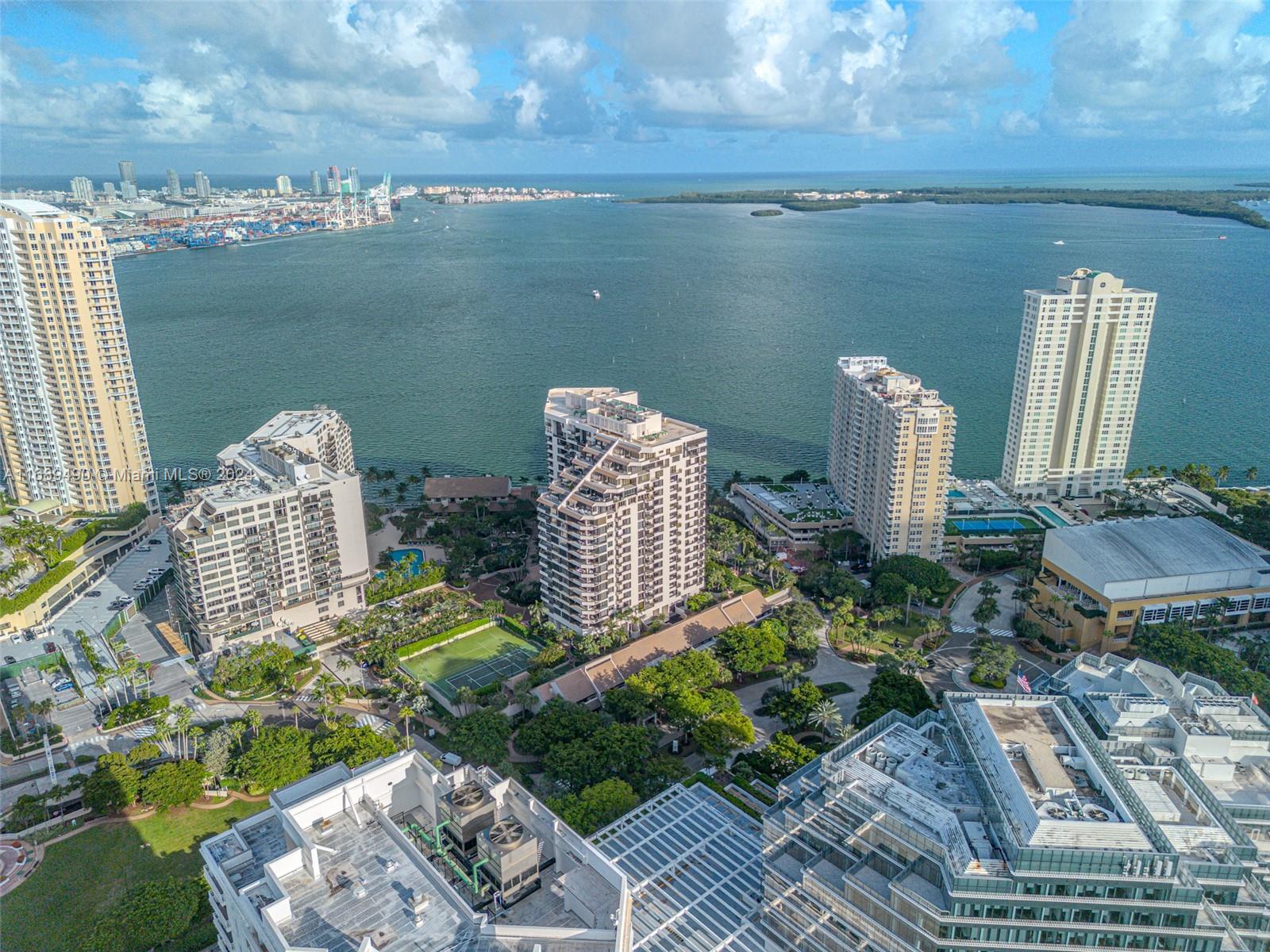 520 Brickell Key Dr # A705