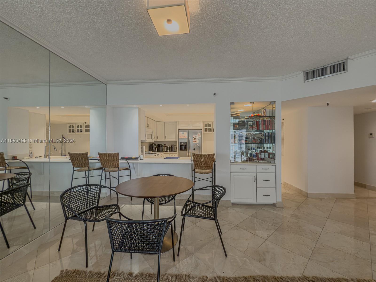 520 Brickell Key Dr # A705