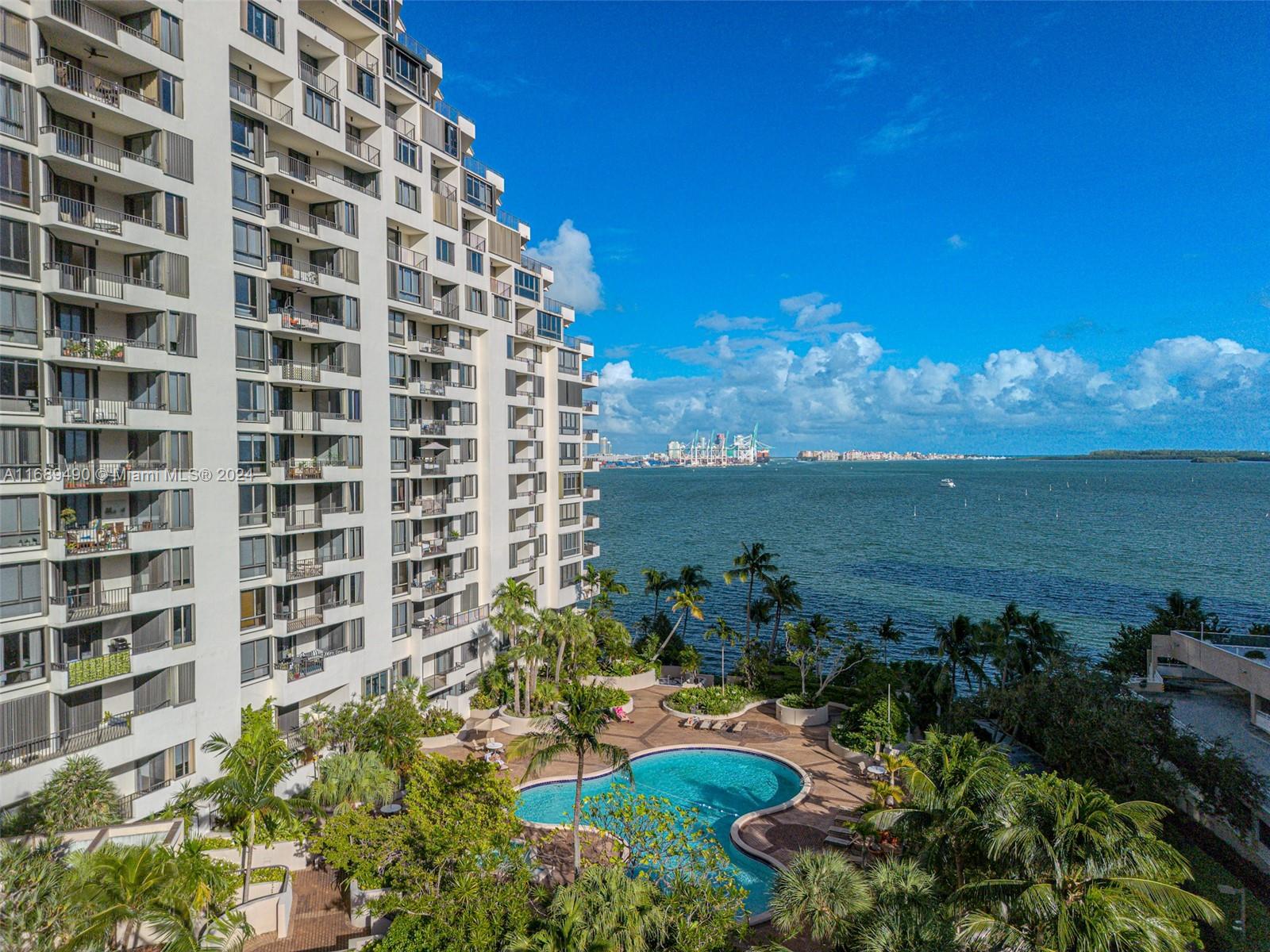 520 Brickell Key Dr # A705