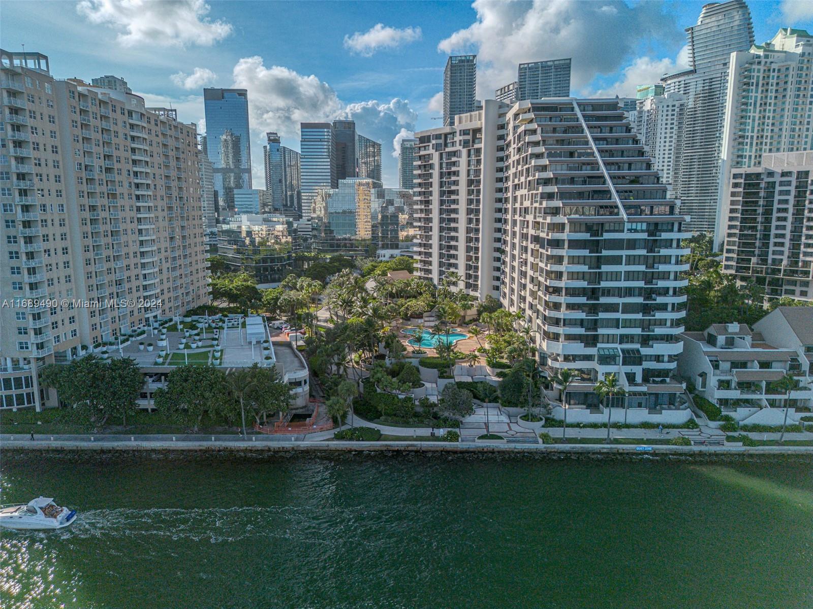 520 Brickell Key Dr # A705