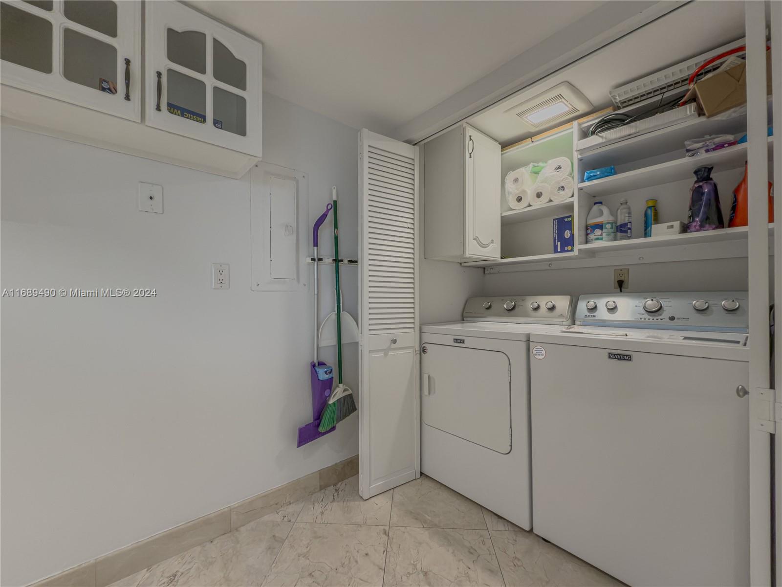 520 Brickell Key Dr # A705