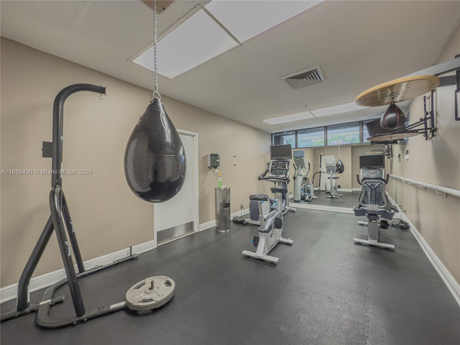 520 Brickell Key Dr # A705