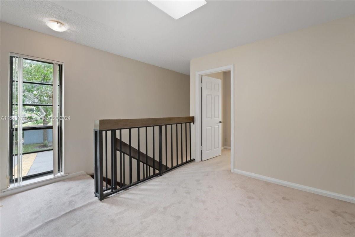 375 N Canal Pt N # 1010