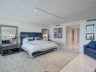 400 Sunny Isles Blvd # 2004