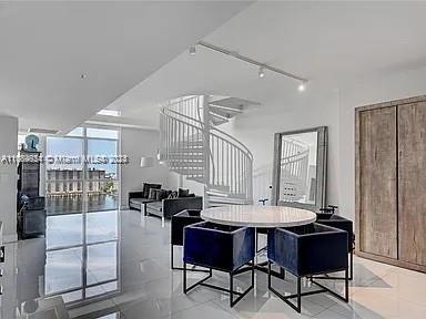 400 Sunny Isles Blvd # 2004