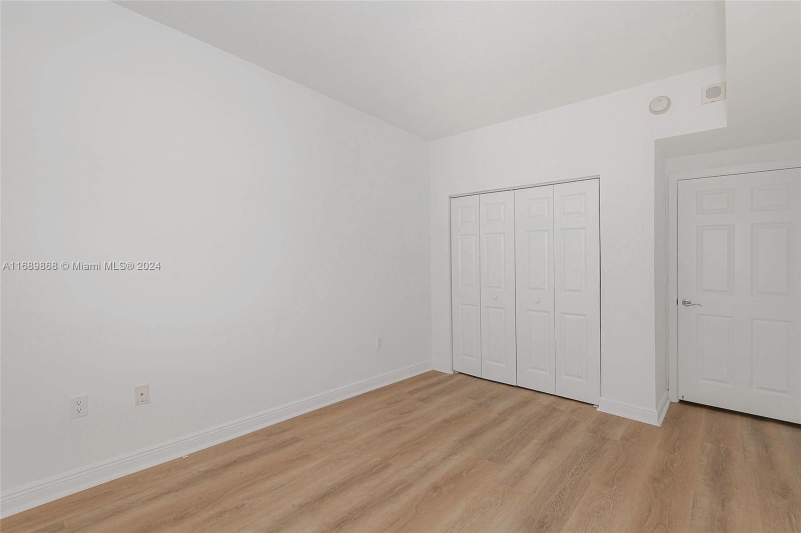 888 S Douglas Rd # 1614