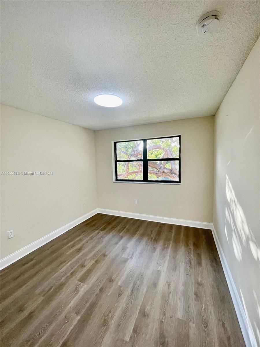 15630 SW 80th St # 306 Unit: I-306