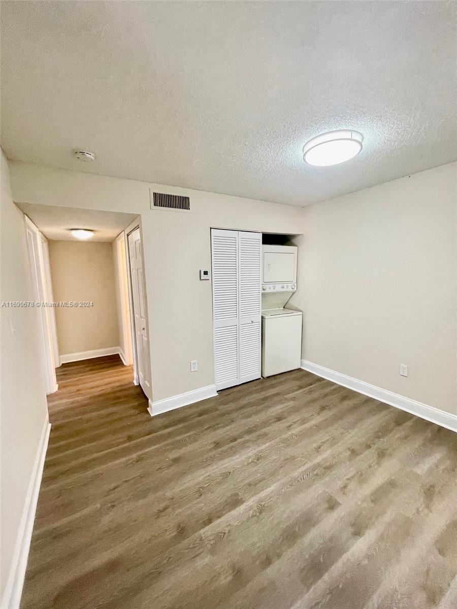 15630 SW 80th St # 306 Unit: I-306