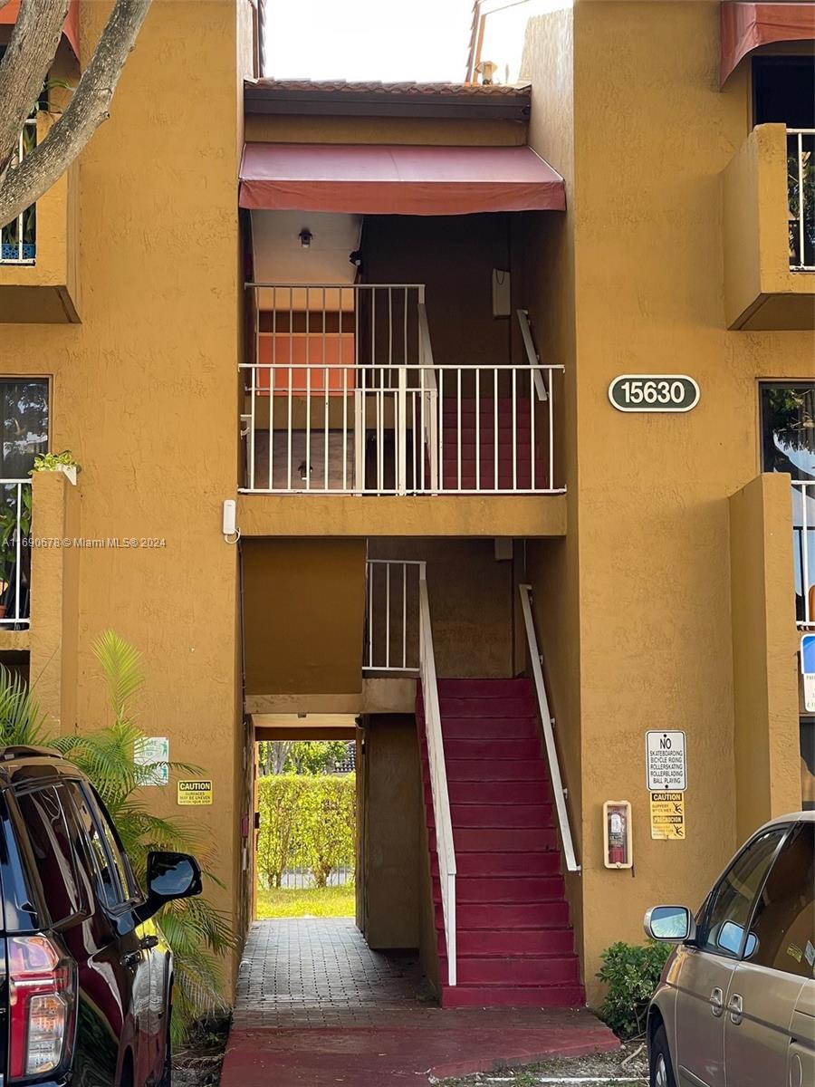 15630 SW 80th St # 306 Unit: I-306