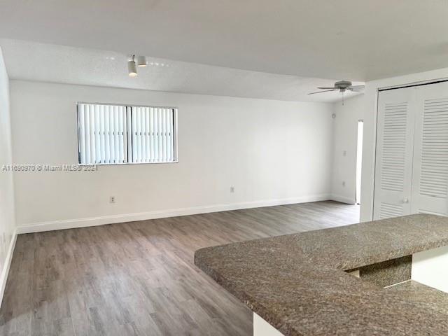 9995 Nob Hill Ln # 205