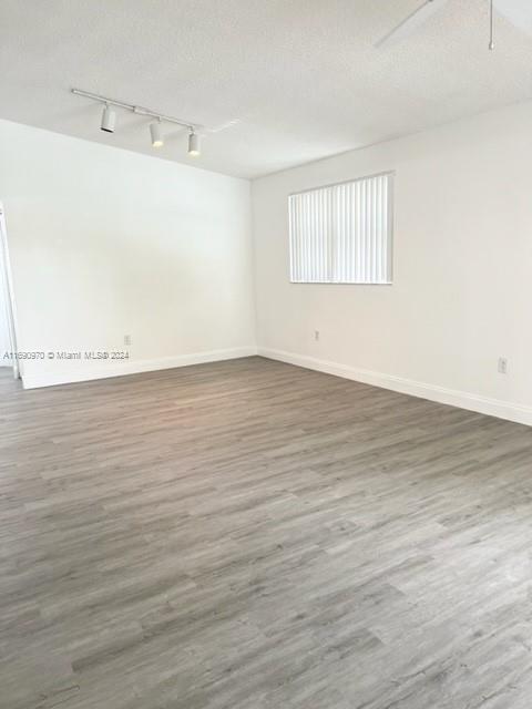 9995 Nob Hill Ln # 205