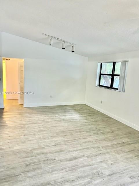 9995 Nob Hill Ln # 205