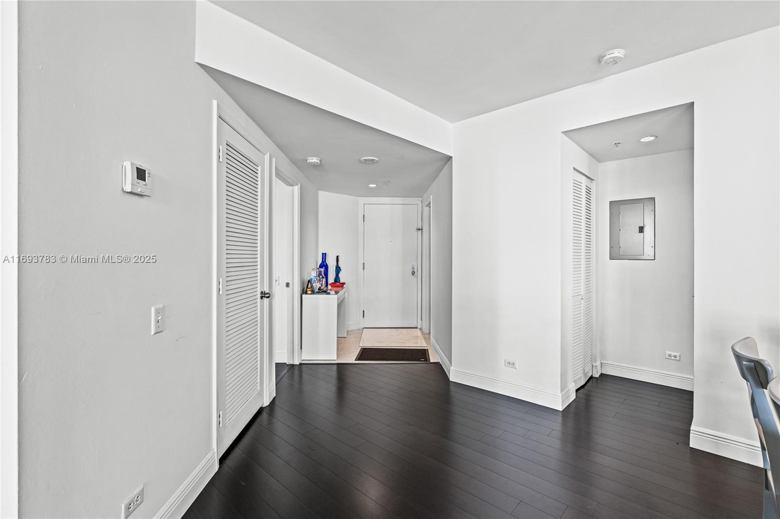 701 Brickell Key Blvd # 604