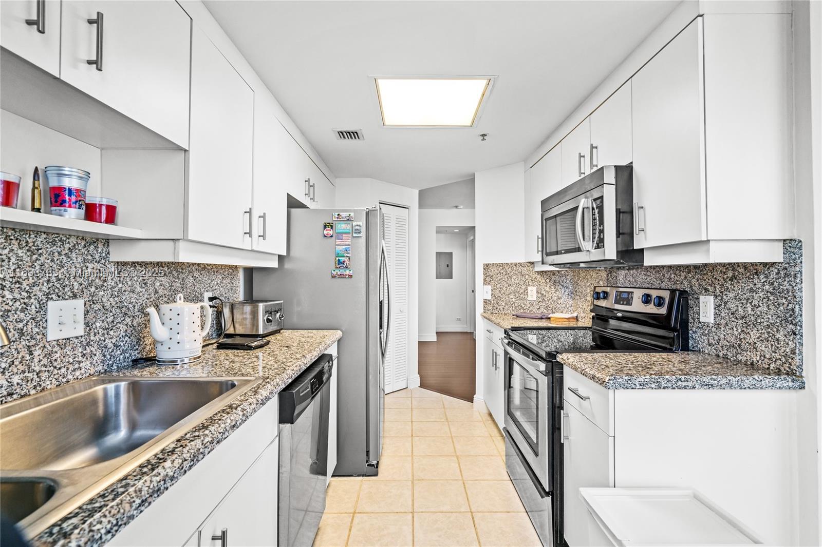 701 Brickell Key Blvd # 604