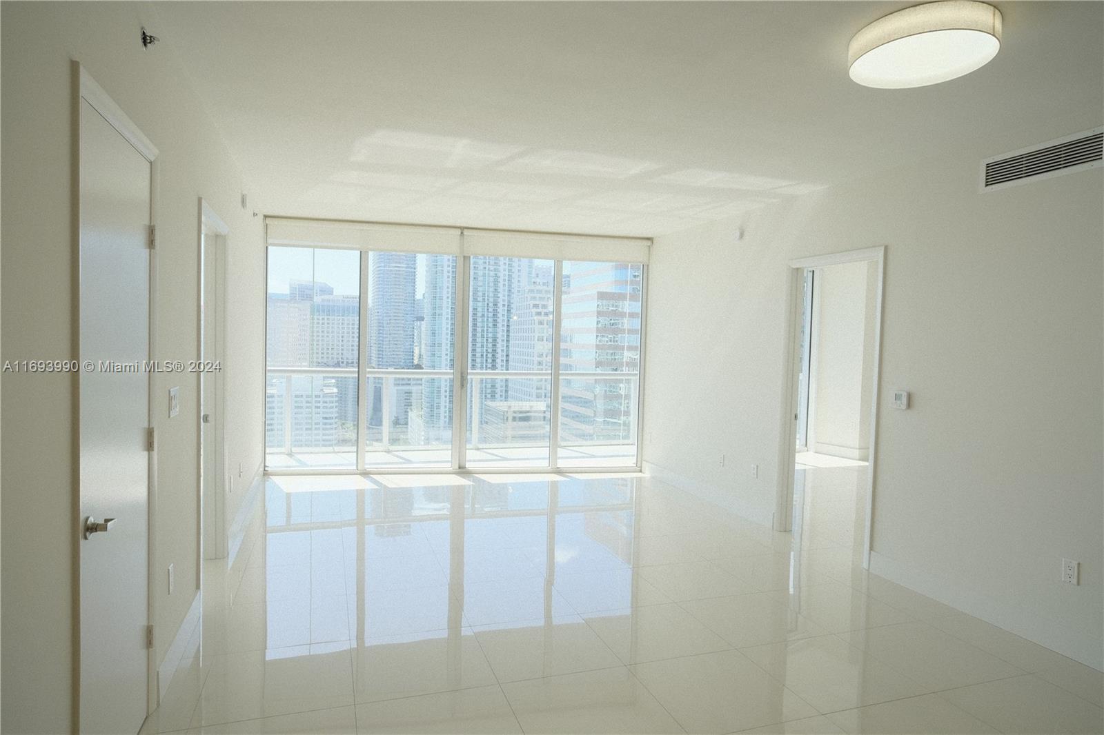 495 Brickell Ave # 2703
