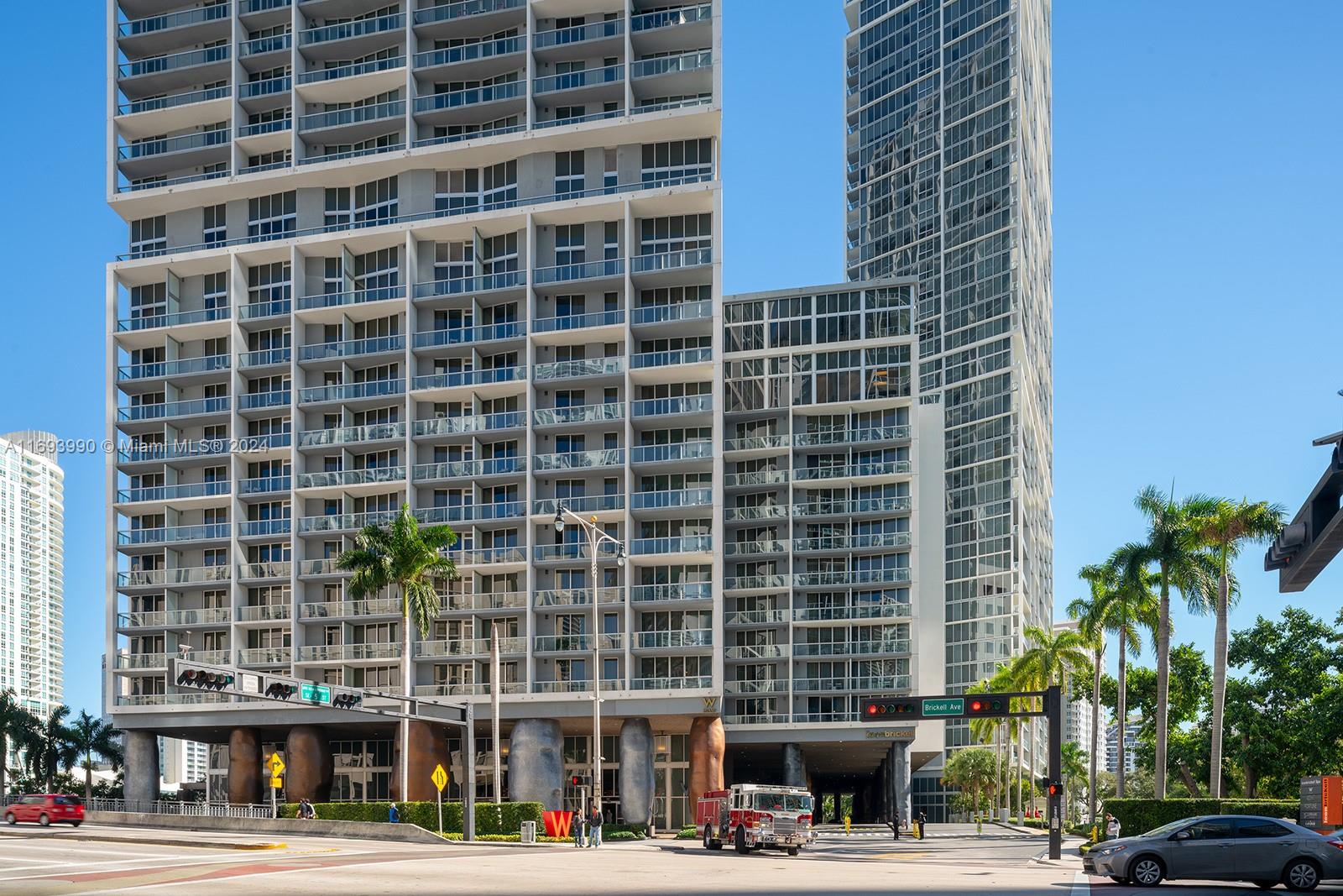 495 Brickell Ave # 2703