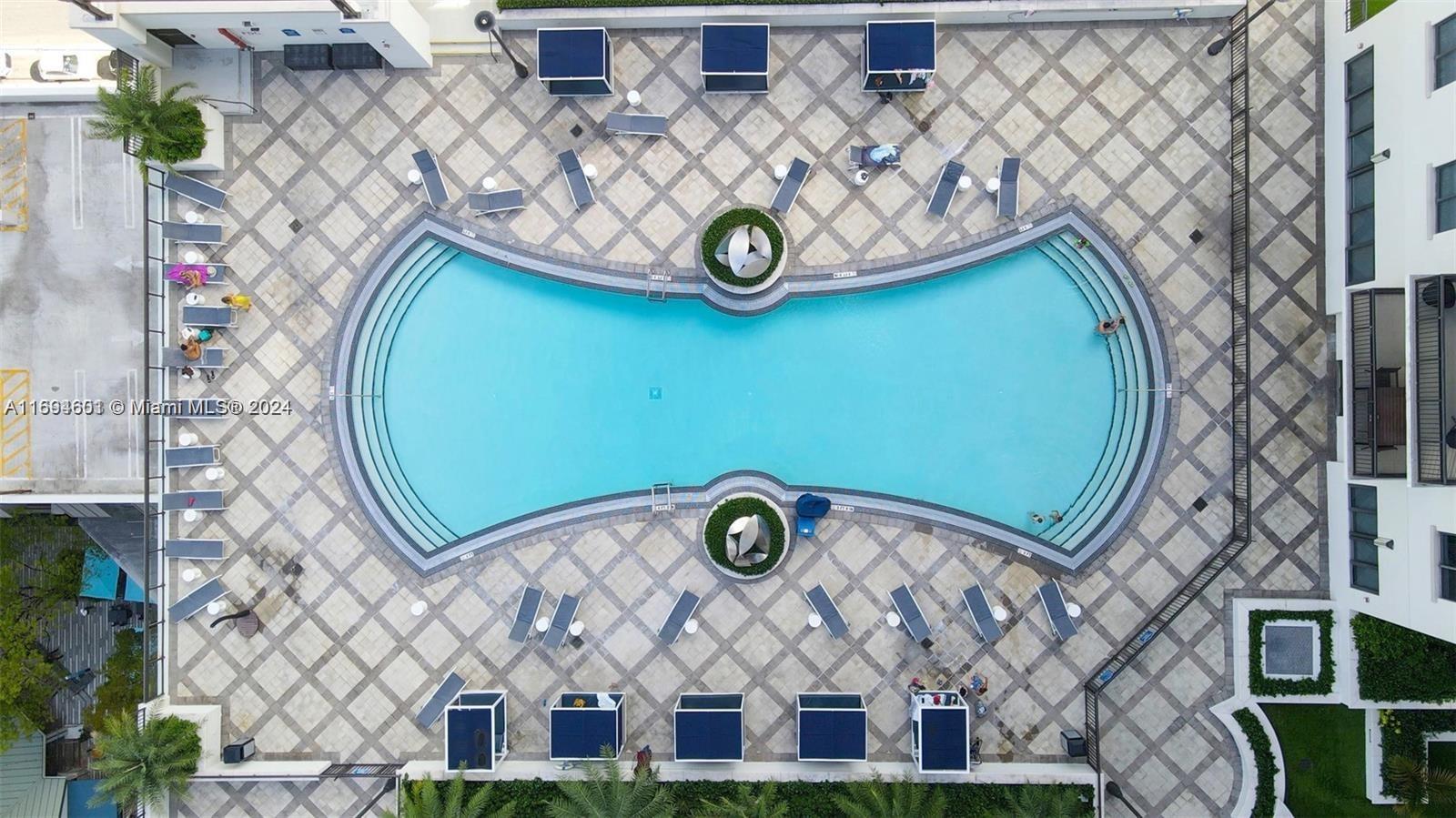 999 SW 1st Ave # 1205