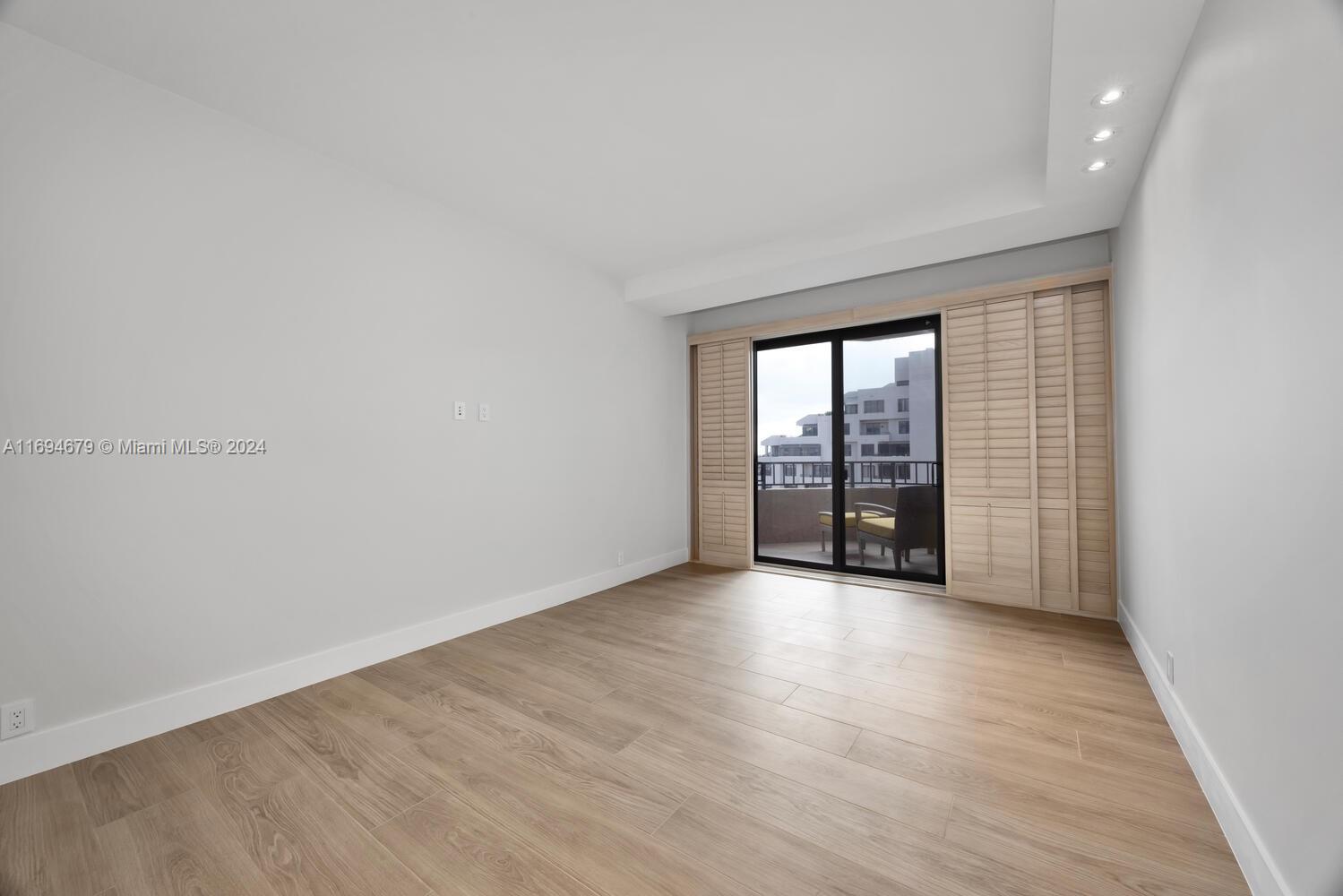 251 Crandon Blvd # 1034