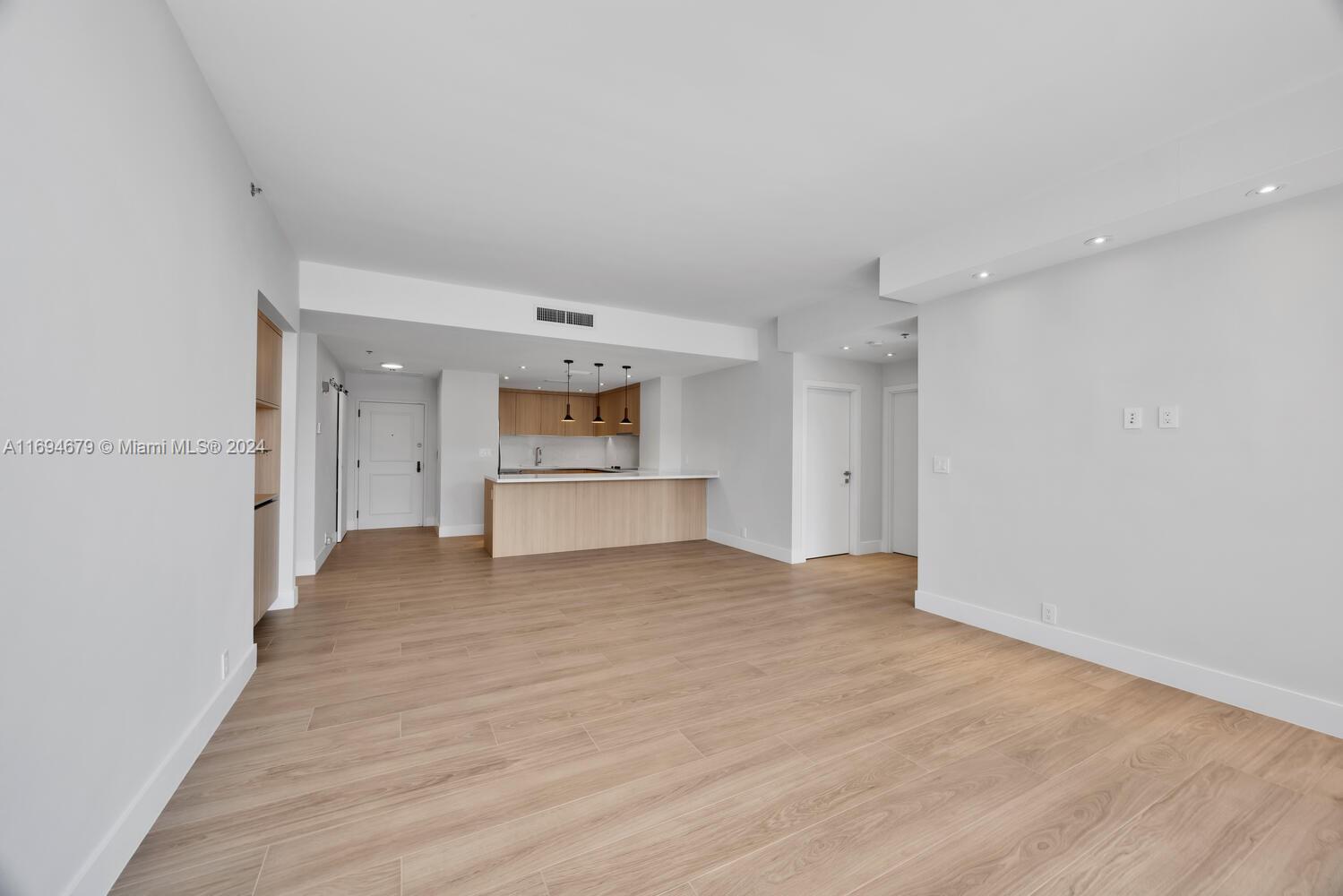 251 Crandon Blvd # 1034