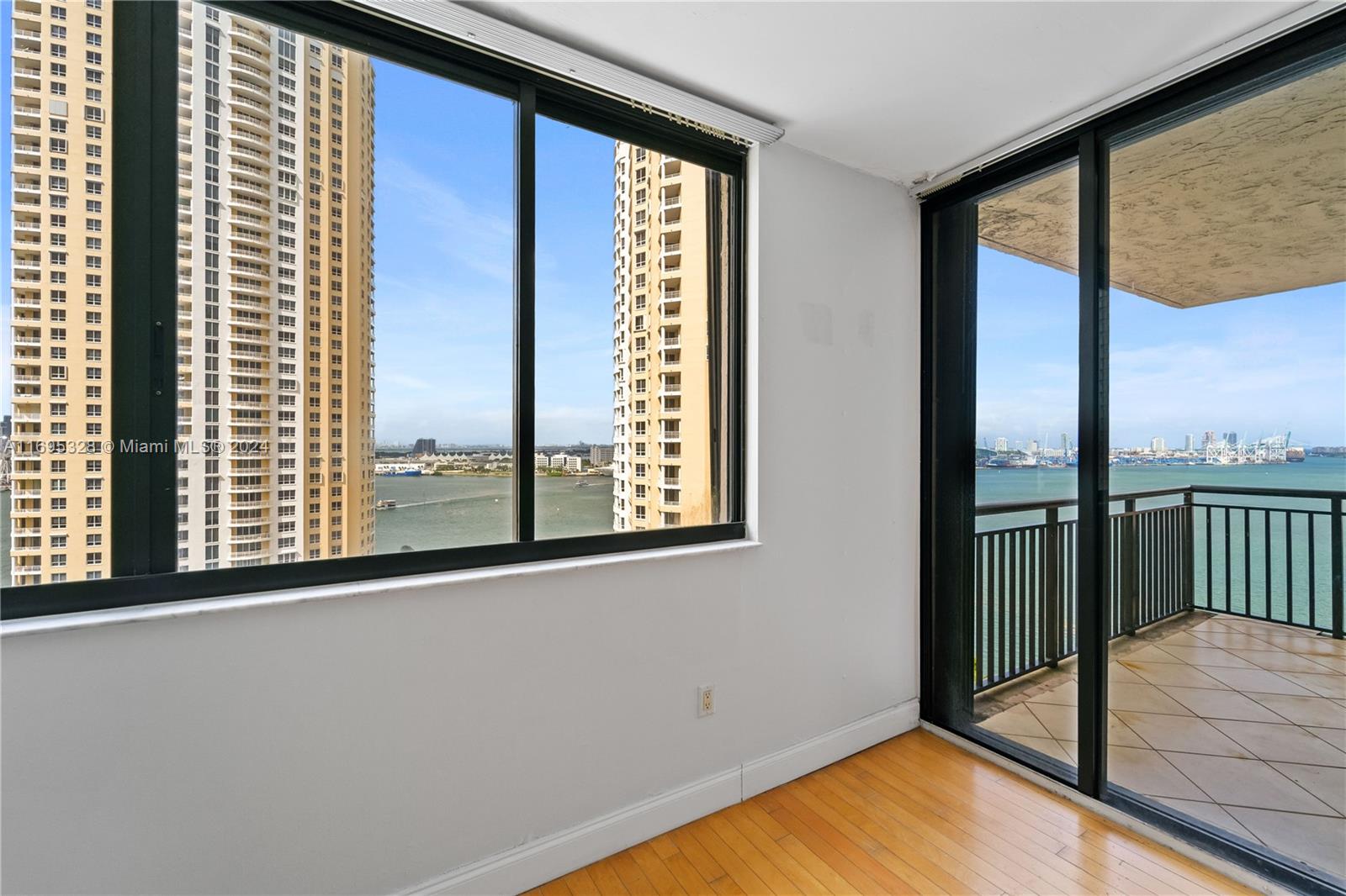 540 Brickell Key Dr # 1814