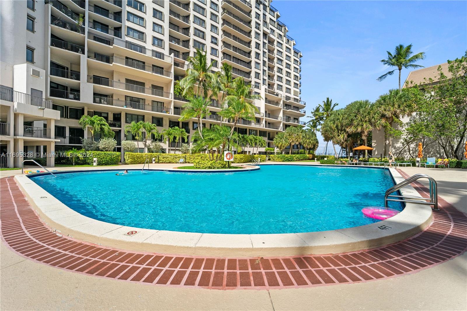 540 Brickell Key Dr # 1814