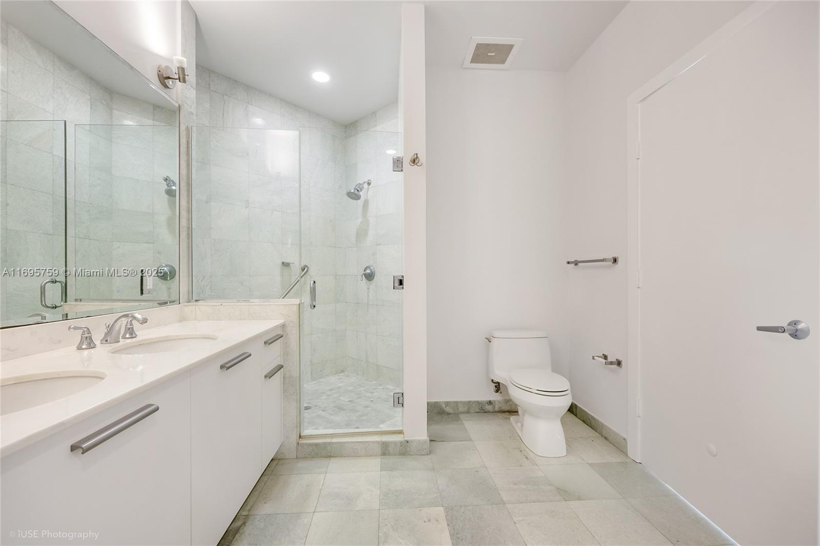 1060 Brickell Ave # 4101