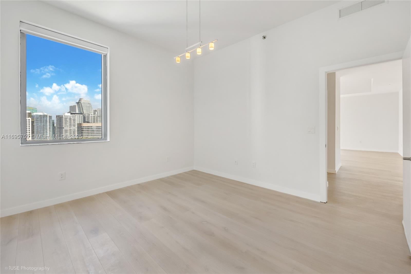 1060 Brickell Ave # 4101