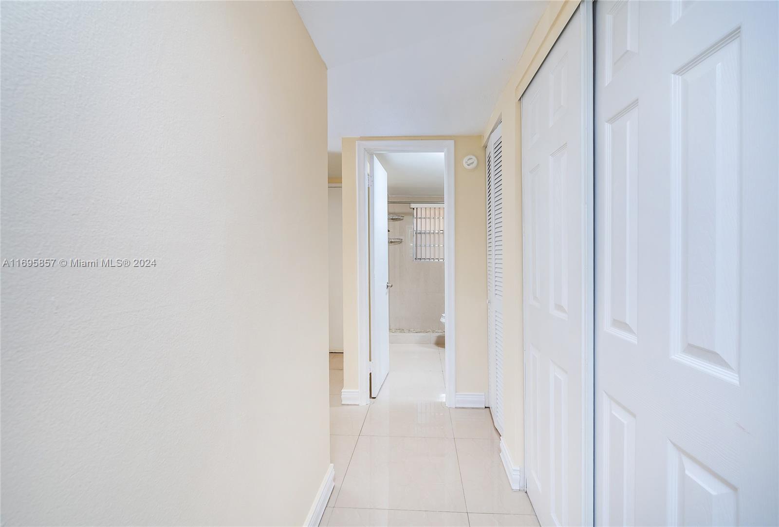 7715 SW 86th St # 103 Unit: A2-103