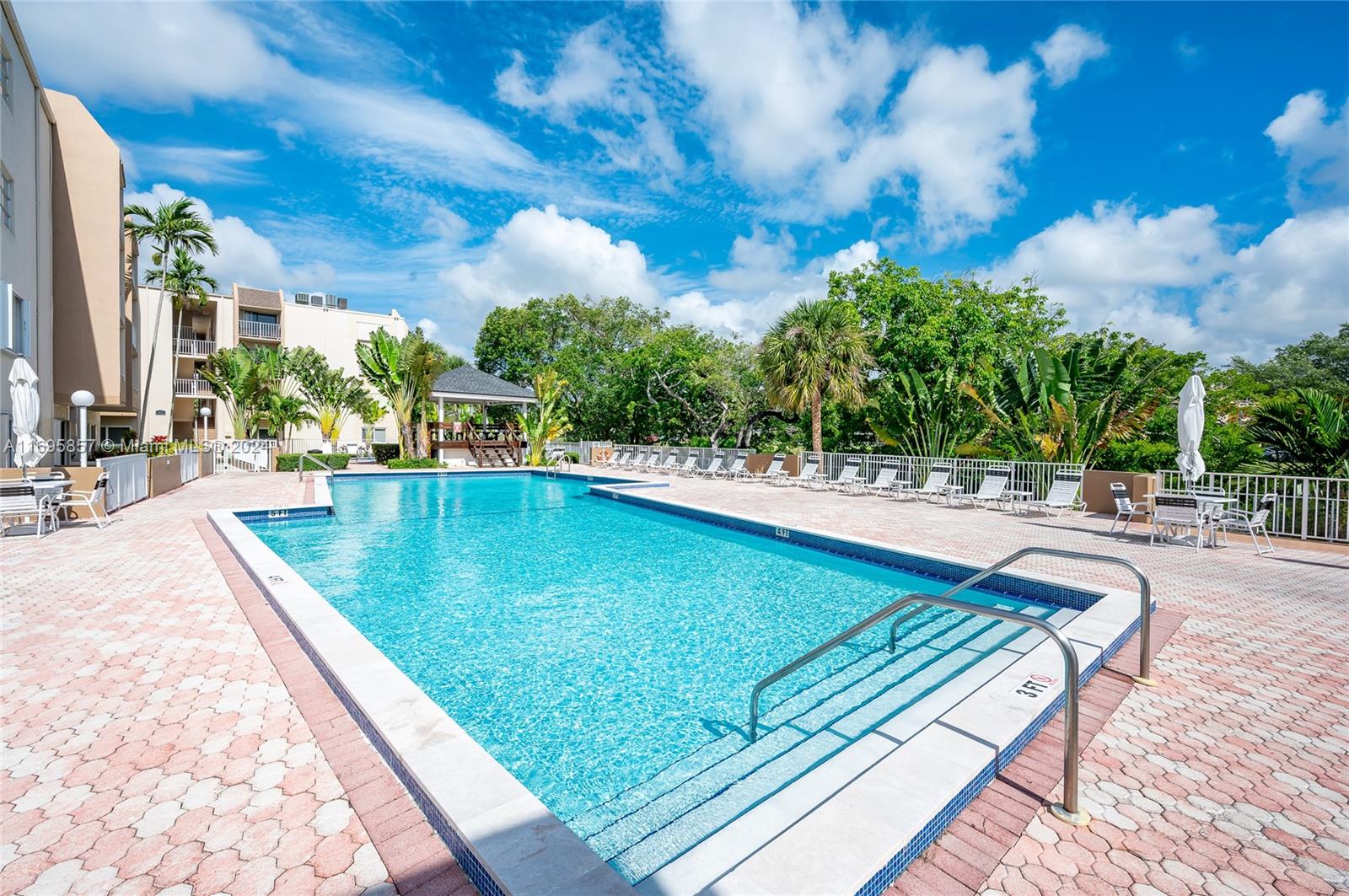 7715 SW 86th St # 103 Unit: A2-103