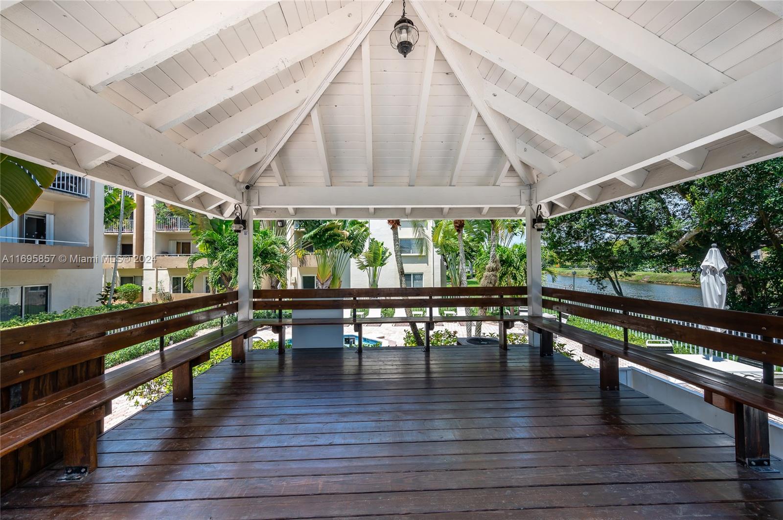 7715 SW 86th St # 103 Unit: A2-103