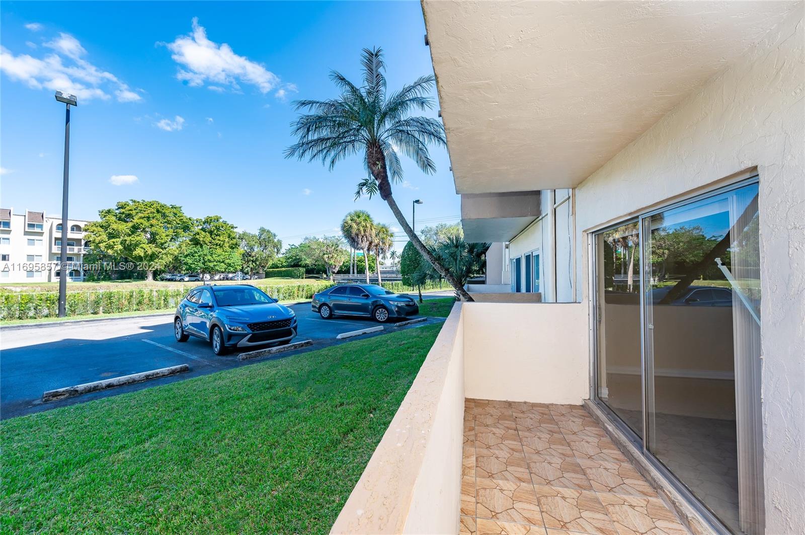 7715 SW 86th St # 103 Unit: A2-103