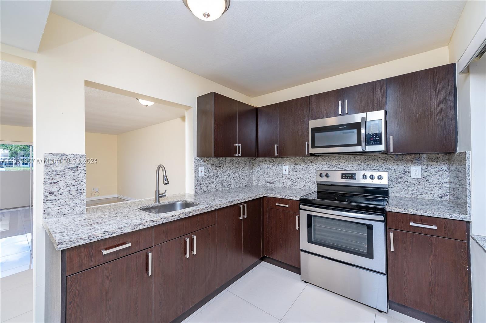 7715 SW 86th St # 103 Unit: A2-103