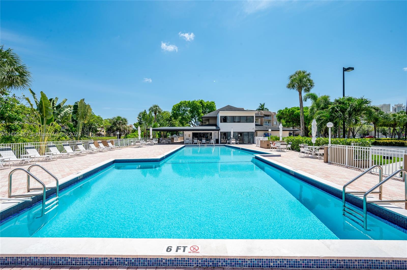 7715 SW 86th St # 103 Unit: A2-103