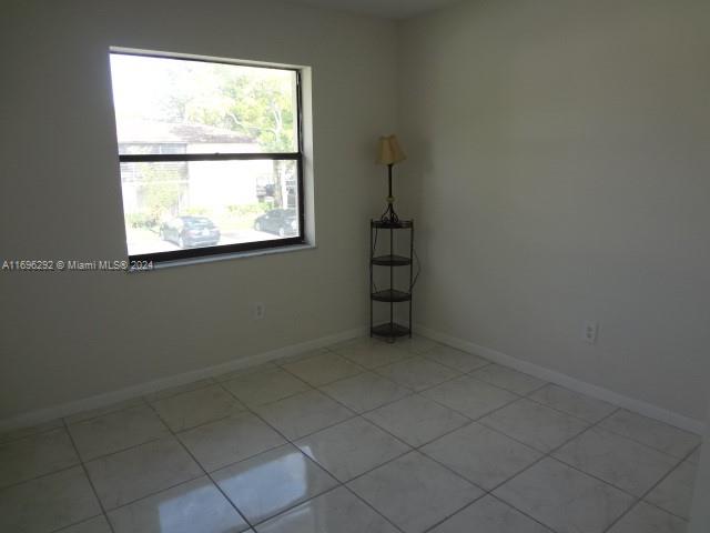 900 NE 209th Ter # 31 Unit: 201-31