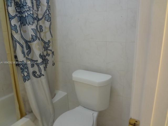 900 NE 209th Ter # 31 Unit: 201-31